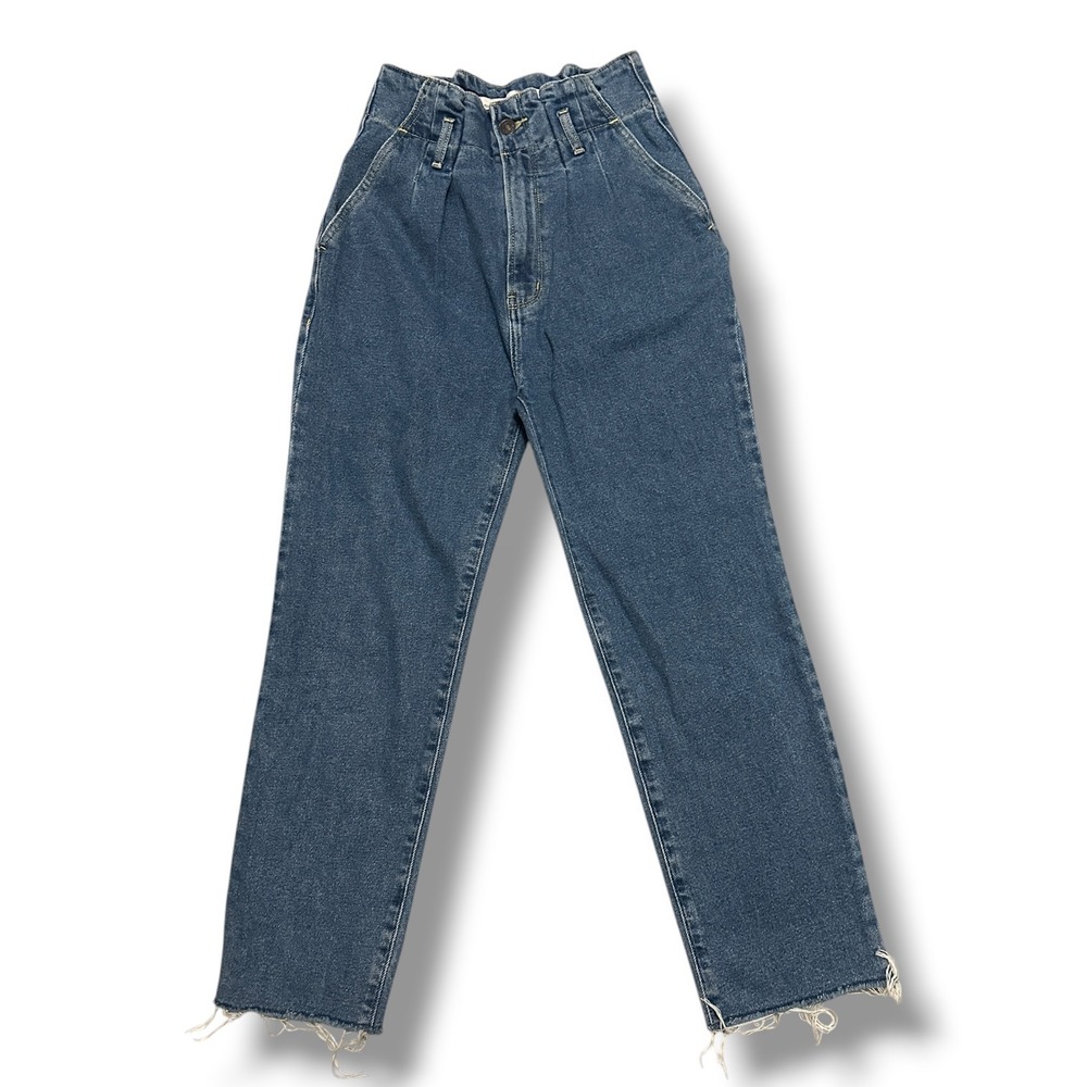 Abercrombie & Fitch Ultra High Rise Pleated Paperbag Jeans Raw Hem 26 2R No Belt